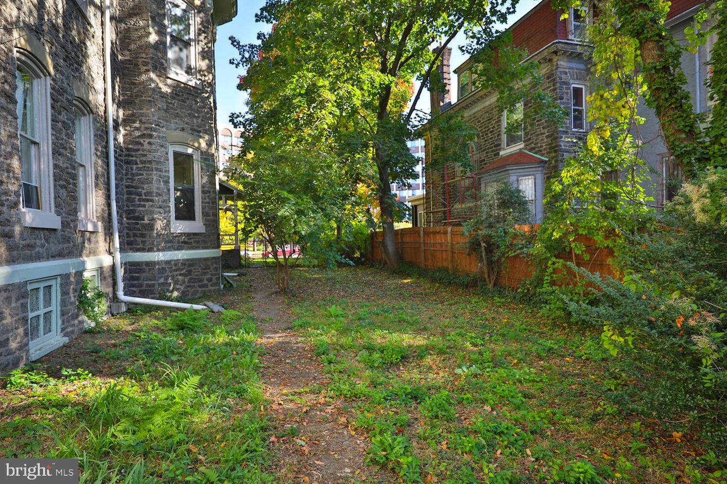 5442 Wayne Ave