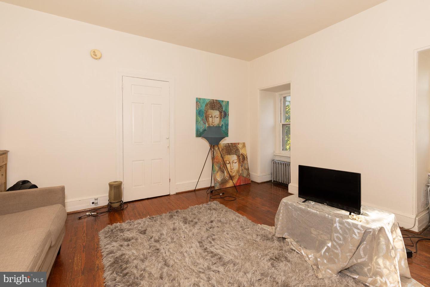 5442 Wayne Ave