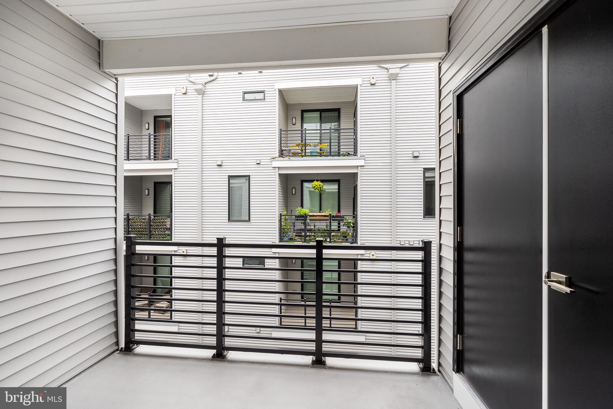 3000 Cityview Walk #175