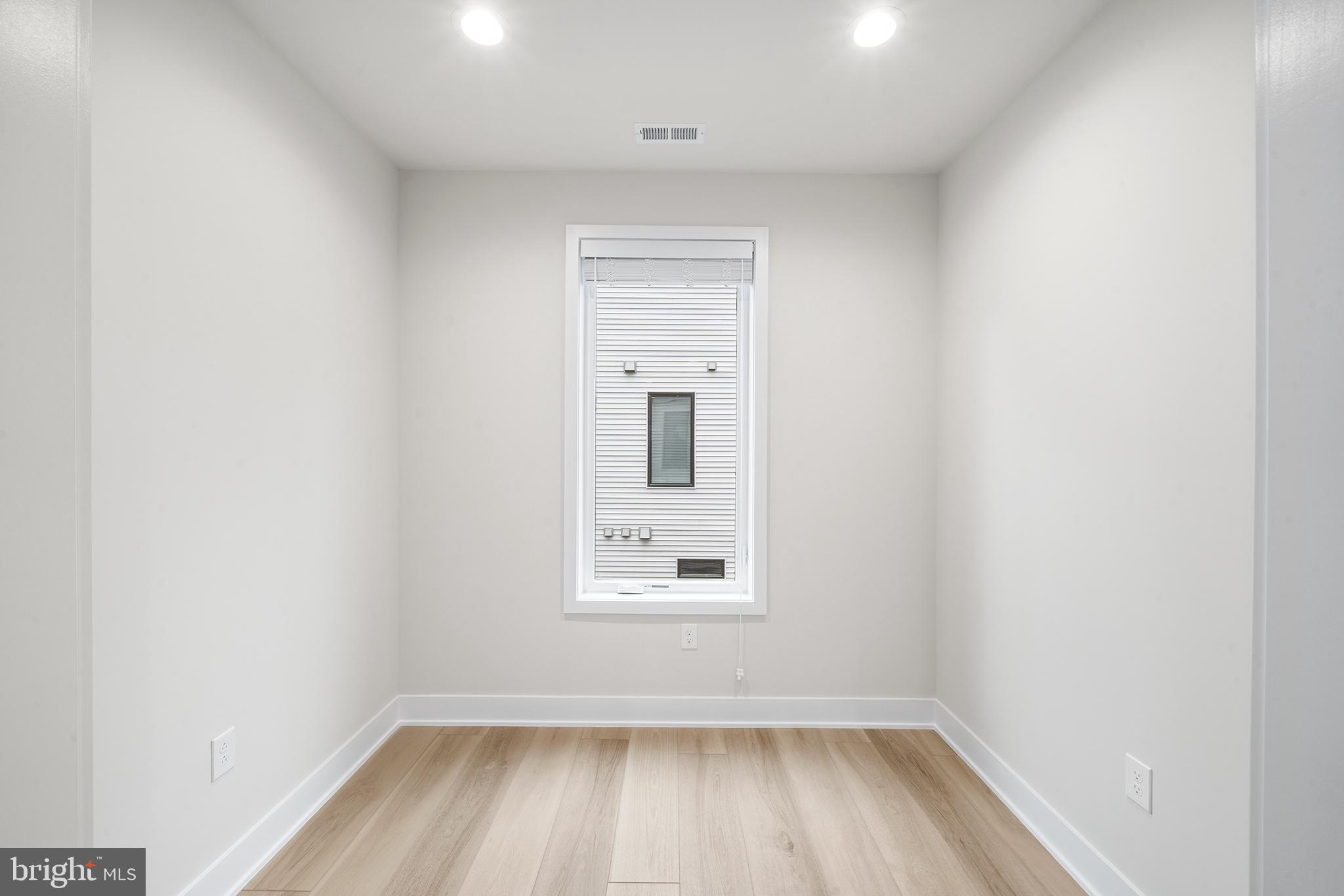 3000 Cityview Walk #175