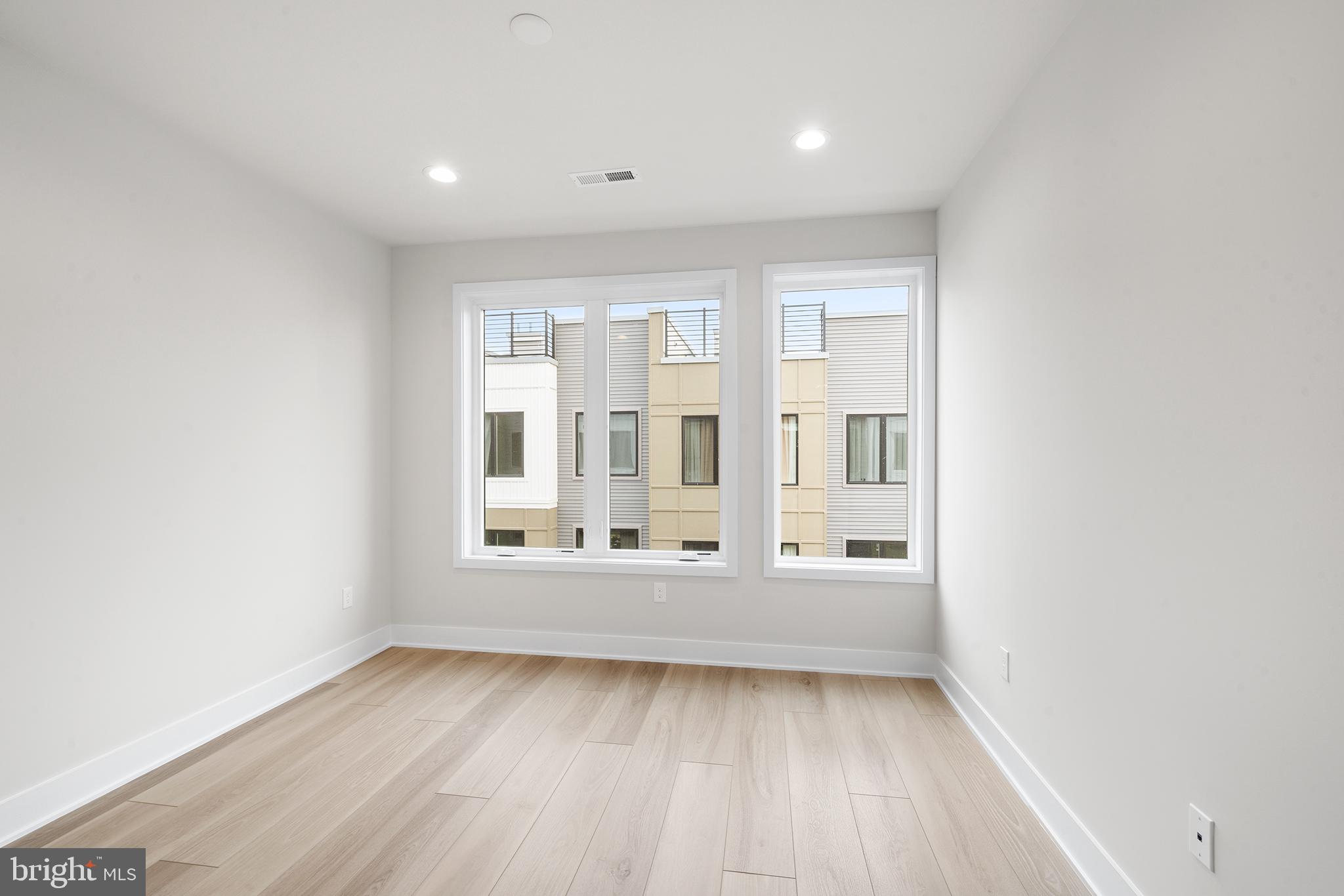 3000 Cityview Walk #175