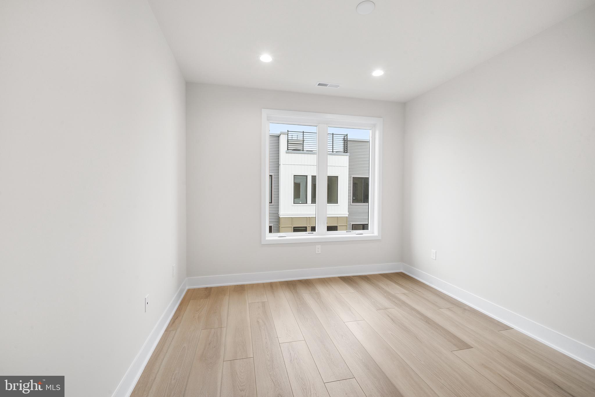 3000 Cityview Walk #175