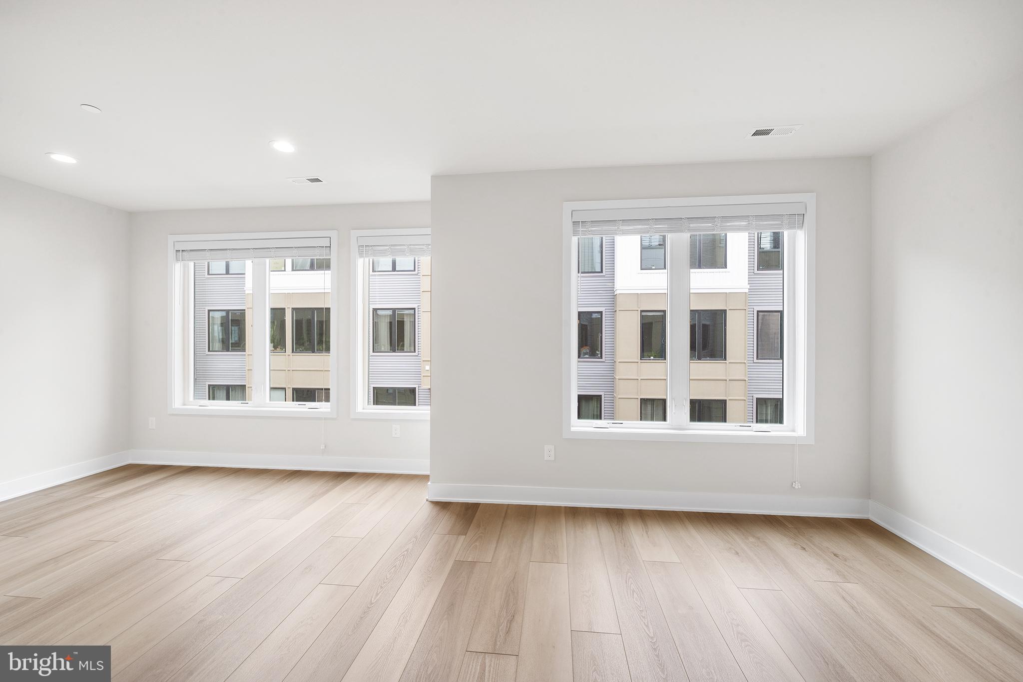 3000 Cityview Walk #175