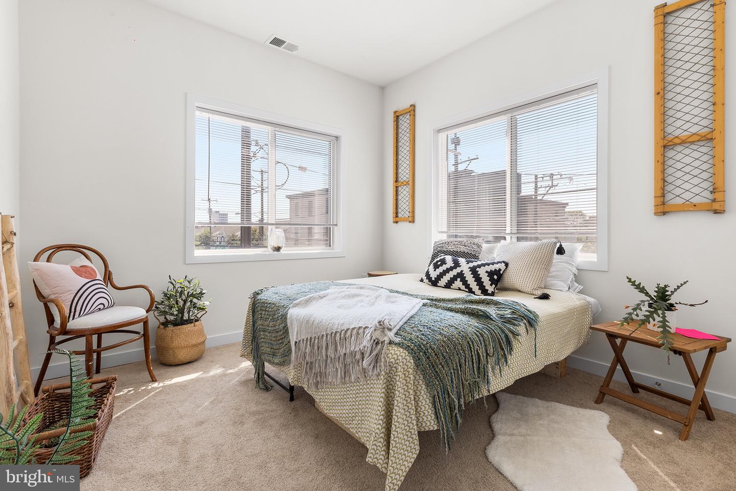 2077 Ridge Ave #3302