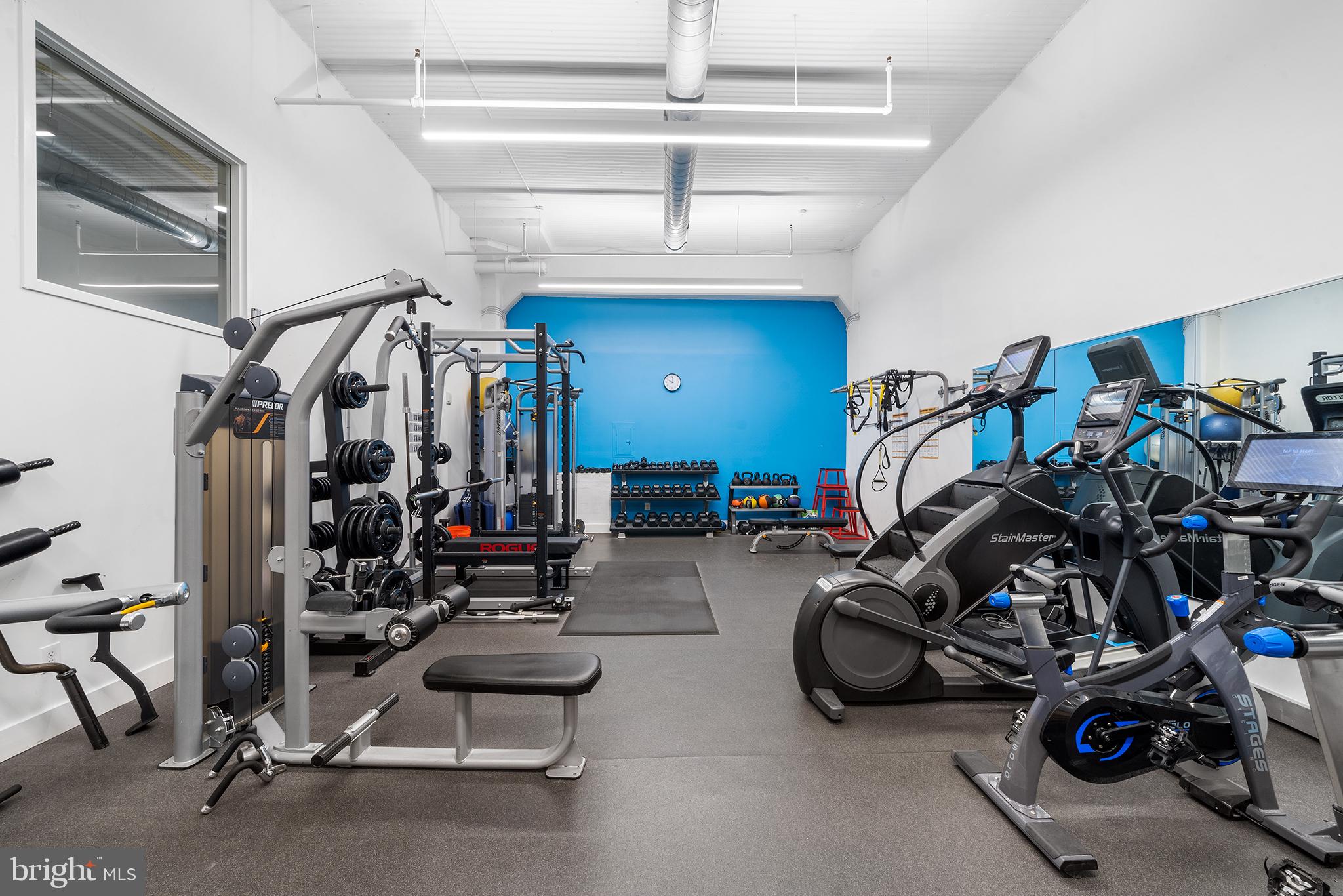 2200-28 Arch St #414