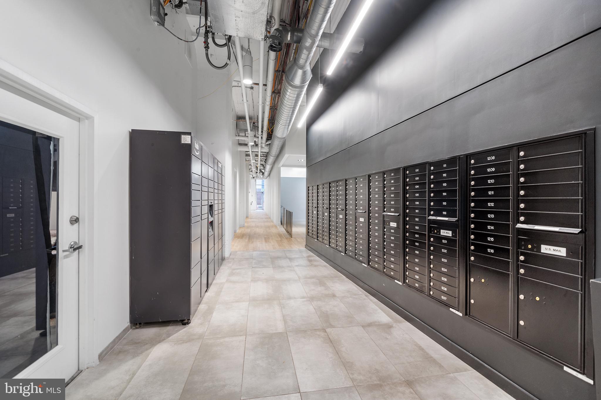 2200-28 Arch St #414