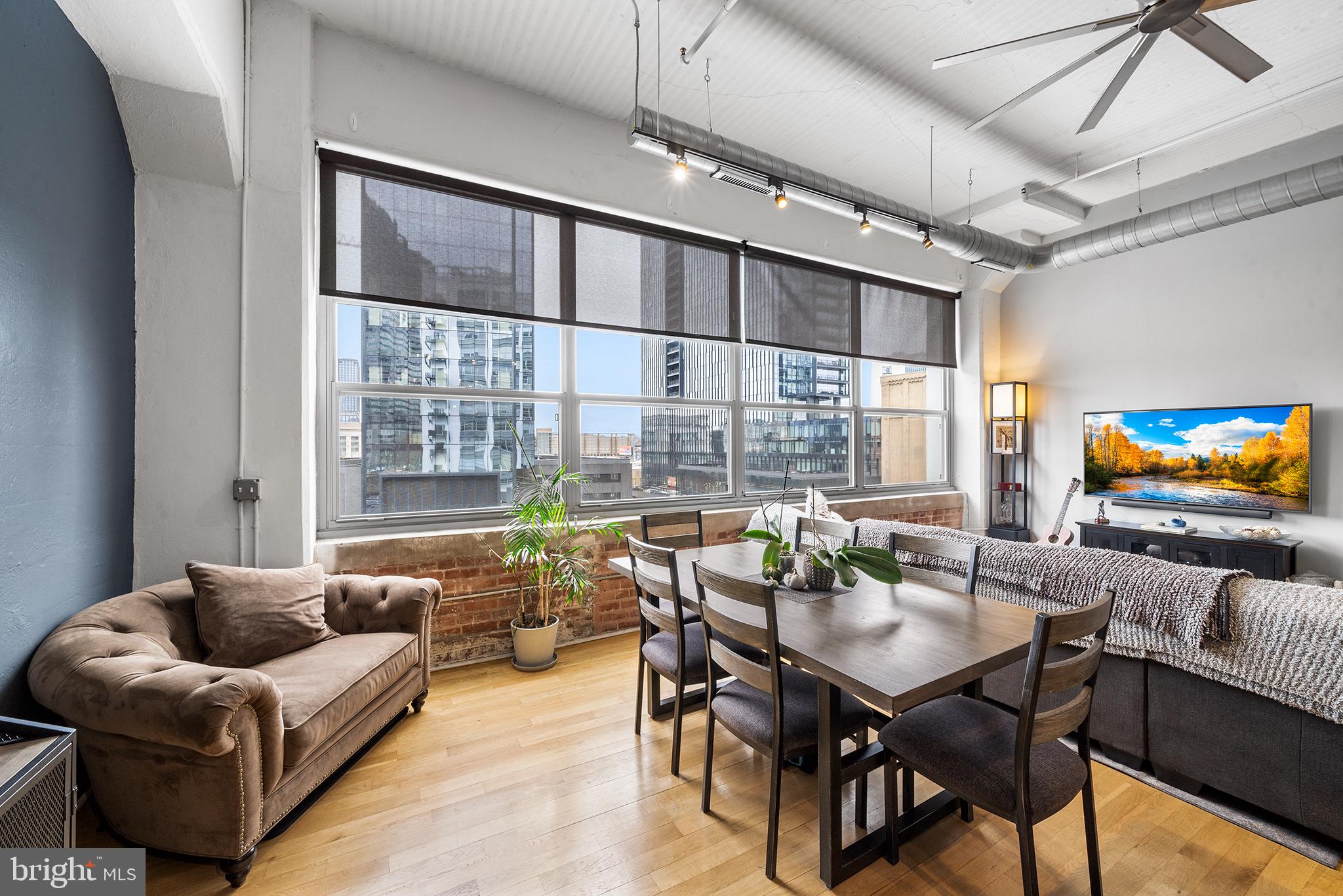 2200-28 Arch St #414