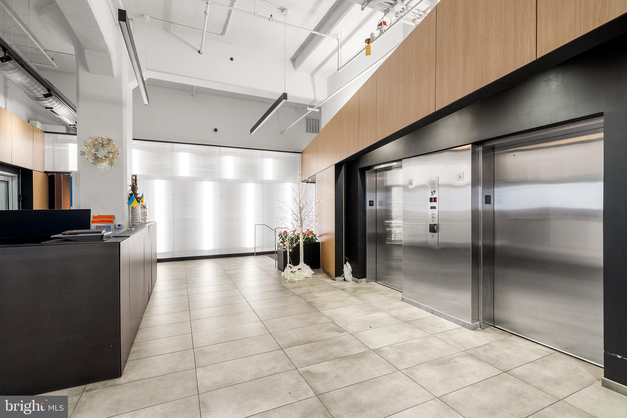 2200-28 Arch St #414