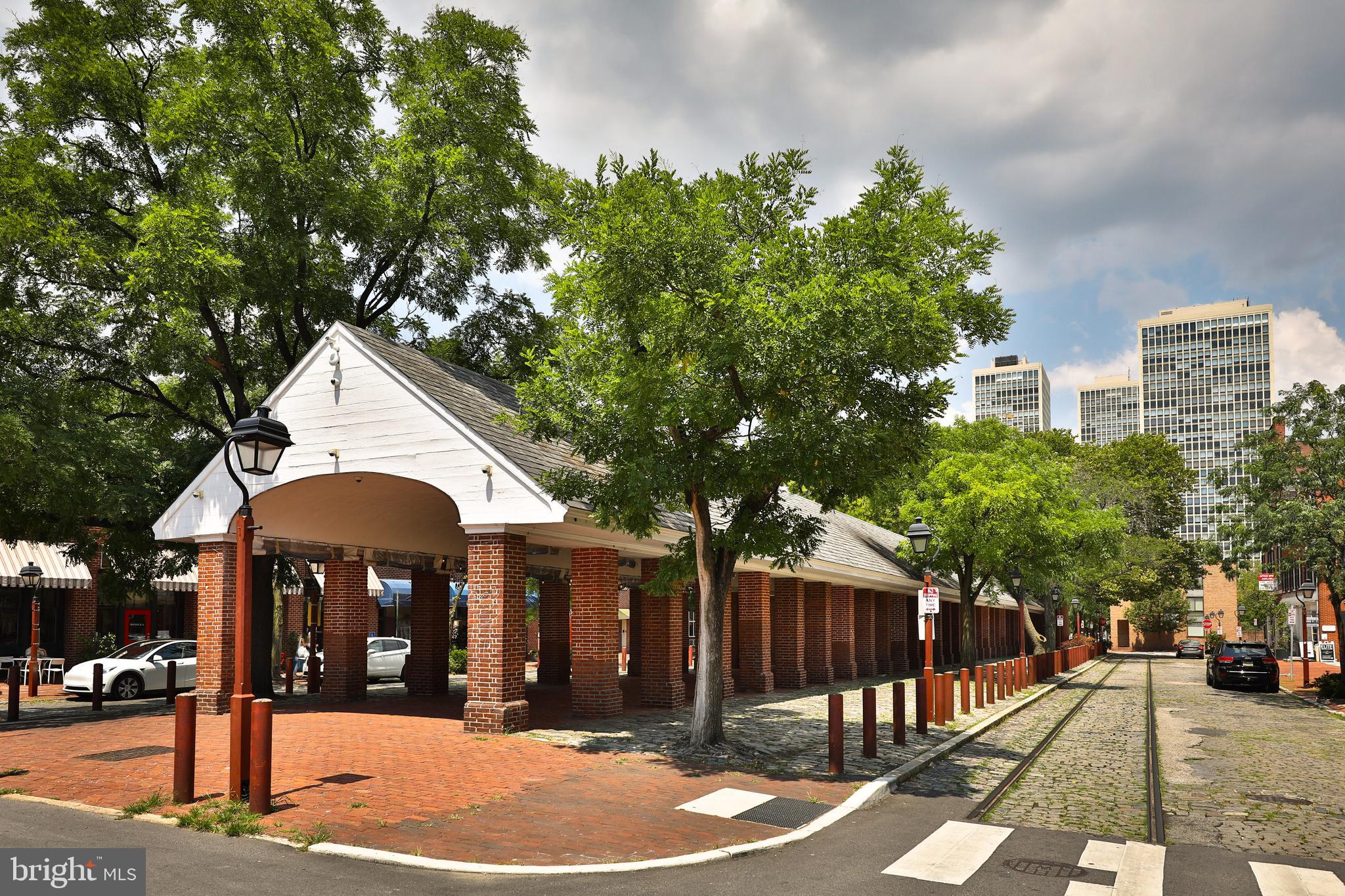 200-10 Lombard St #729