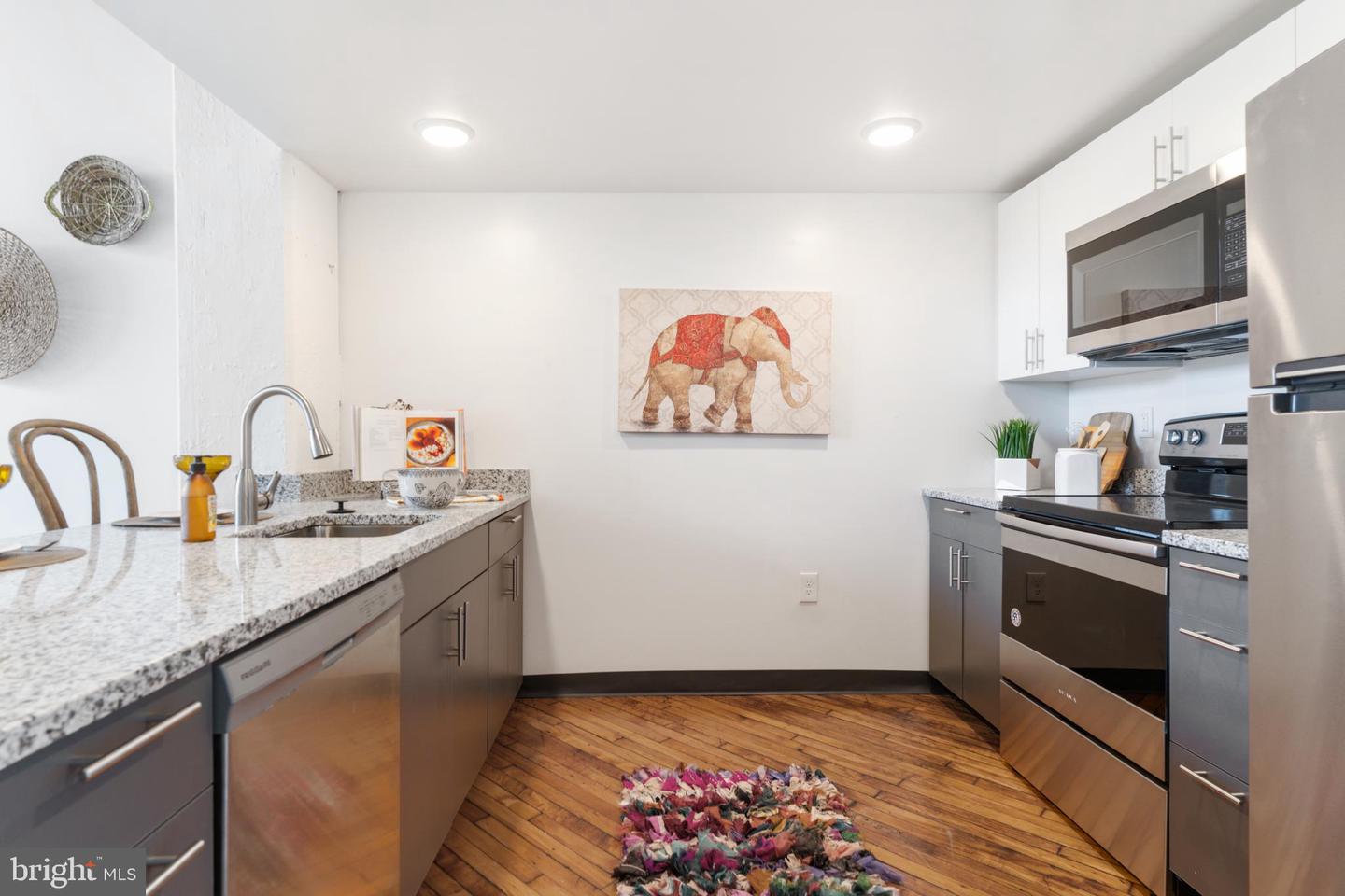 3400-8 J St #232