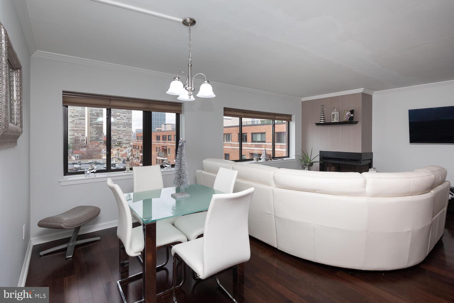 200-10 Lombard St #814