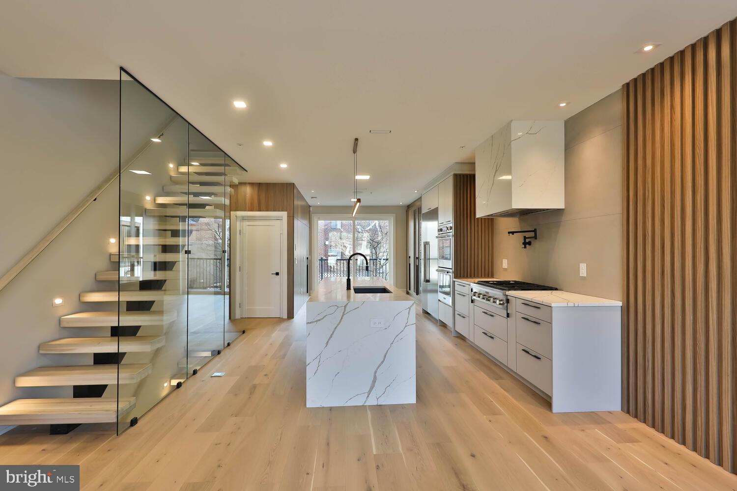 505 6th Street