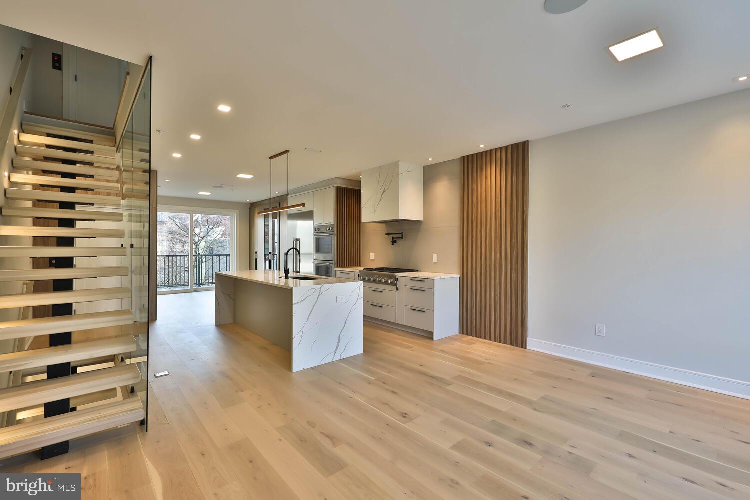 505 6th Street