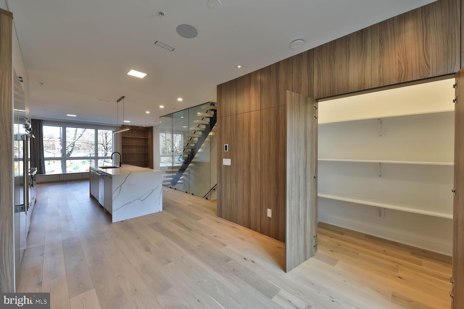 505 6th Street
