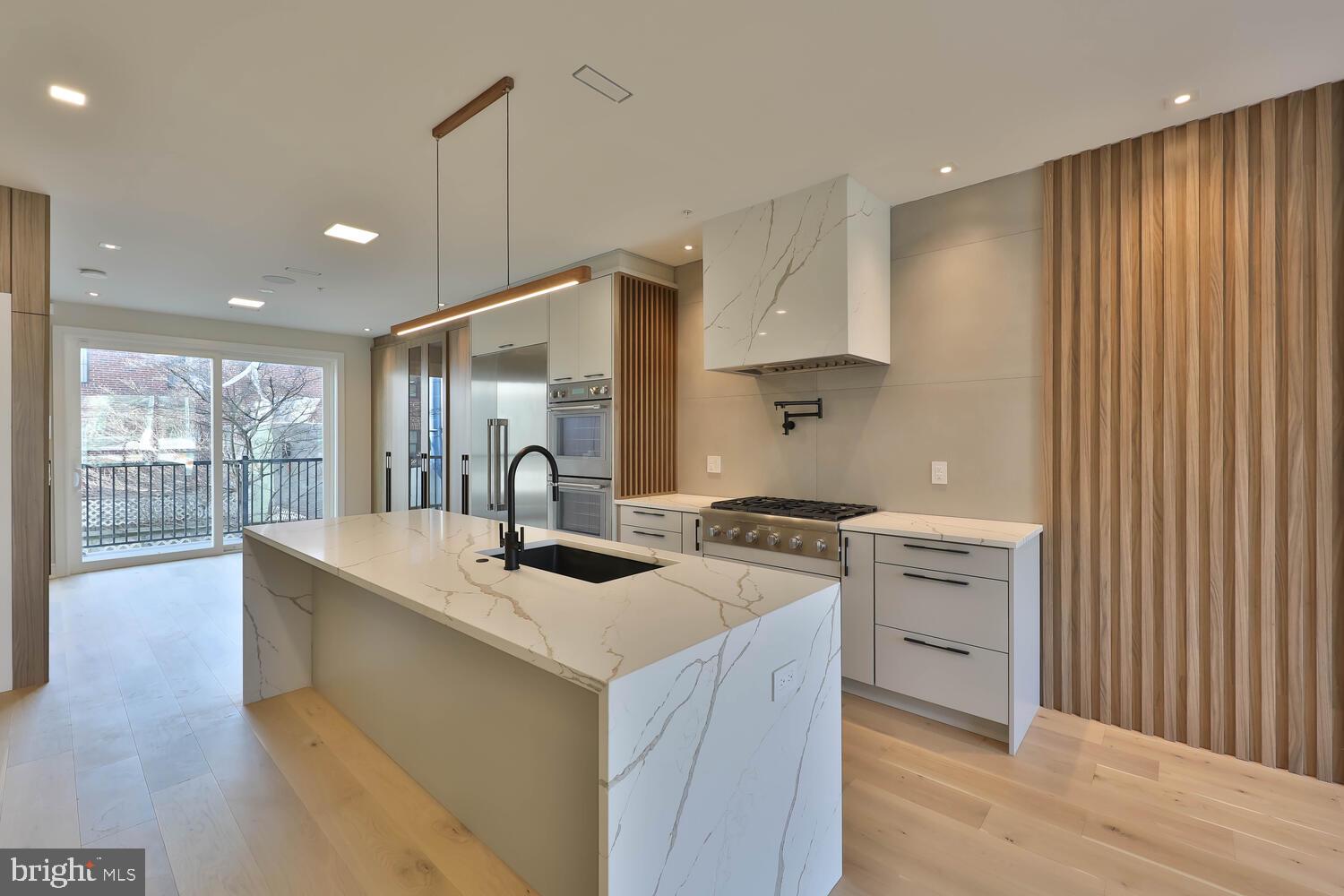 505 6th Street