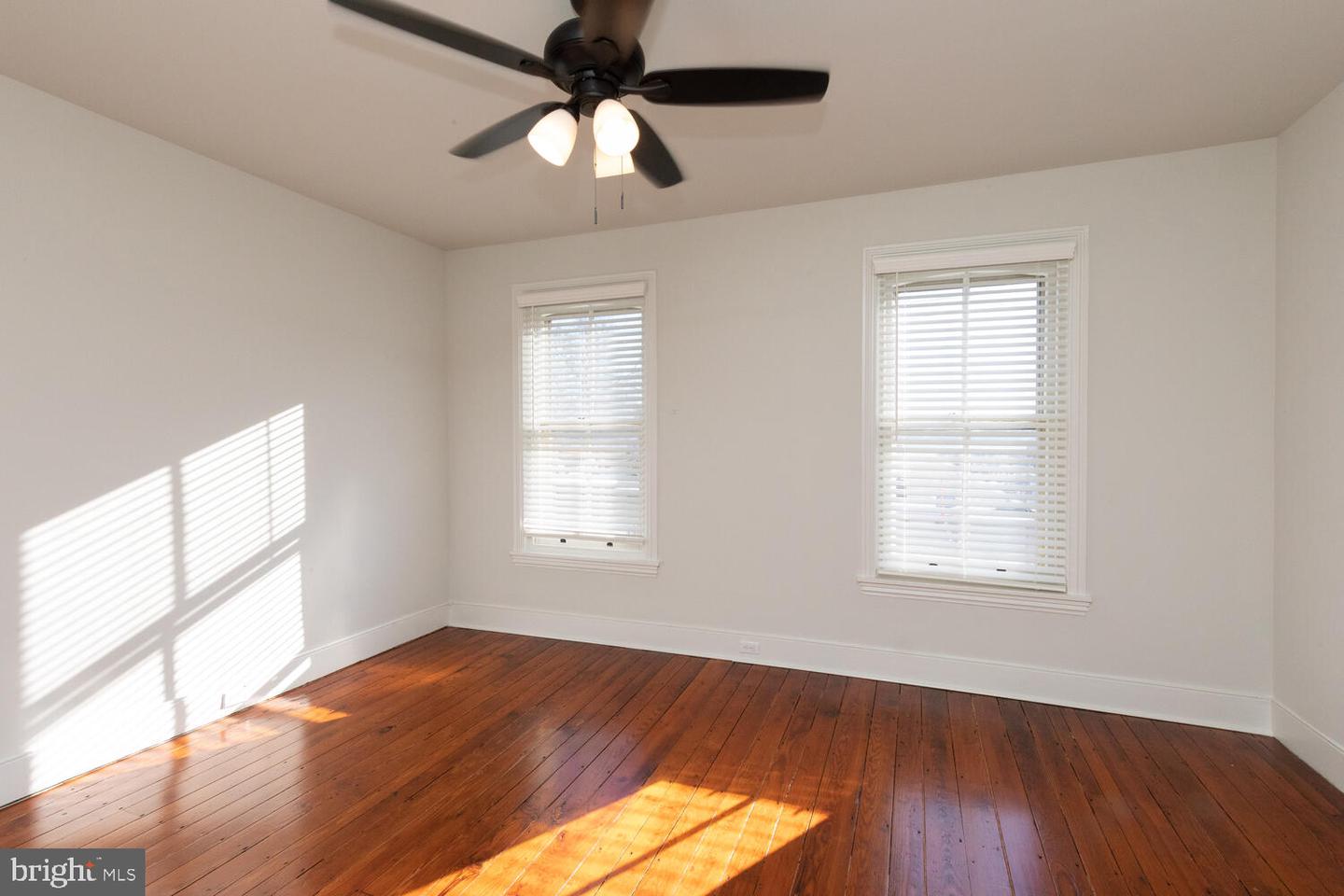 25 W Manheim St