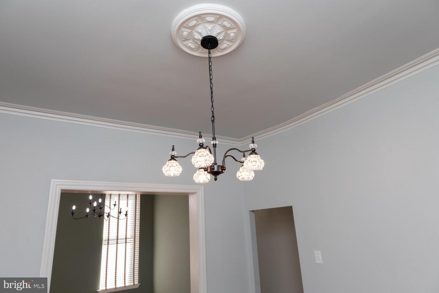 25 W Manheim St