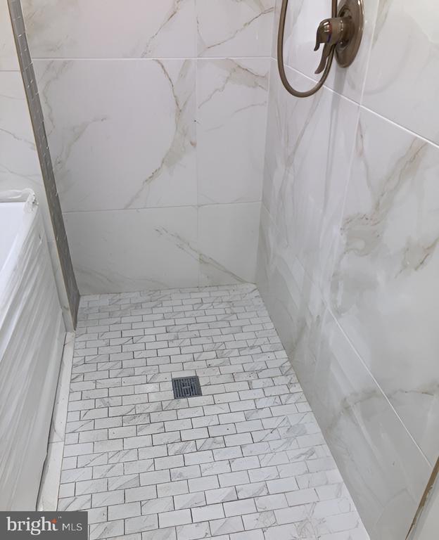 29 N 54th St