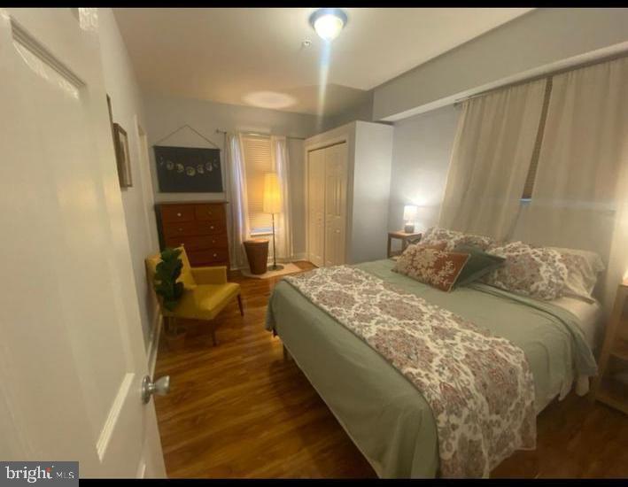 240 W Rittenhouse St #1