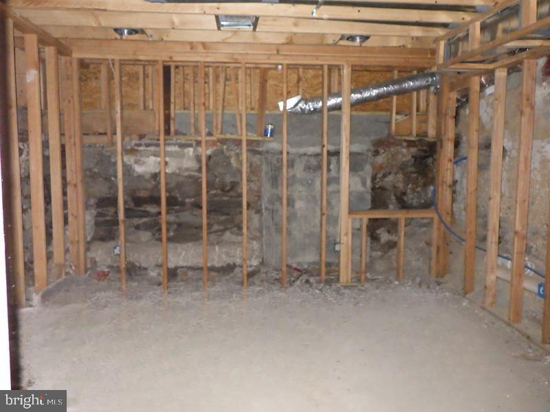 1753-55 S Ringgold St