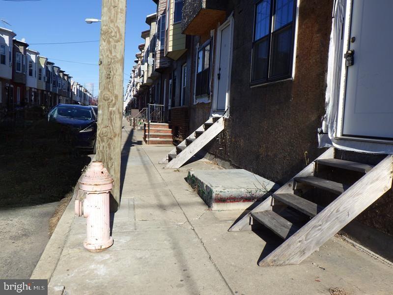 1753-55 S Ringgold St