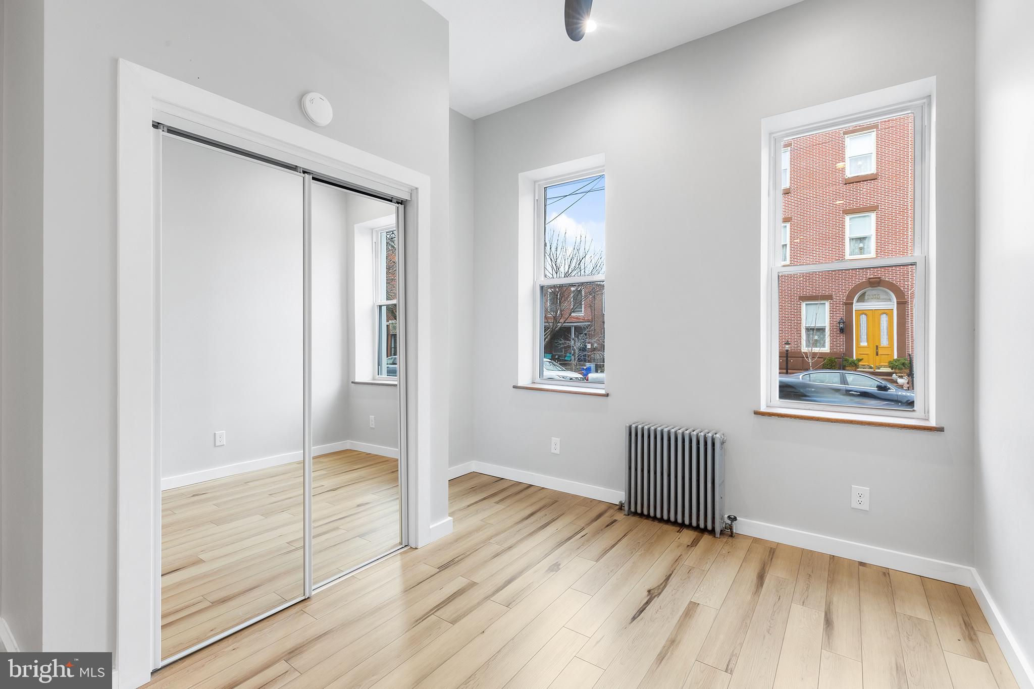 2314 E Cumberland St #1f