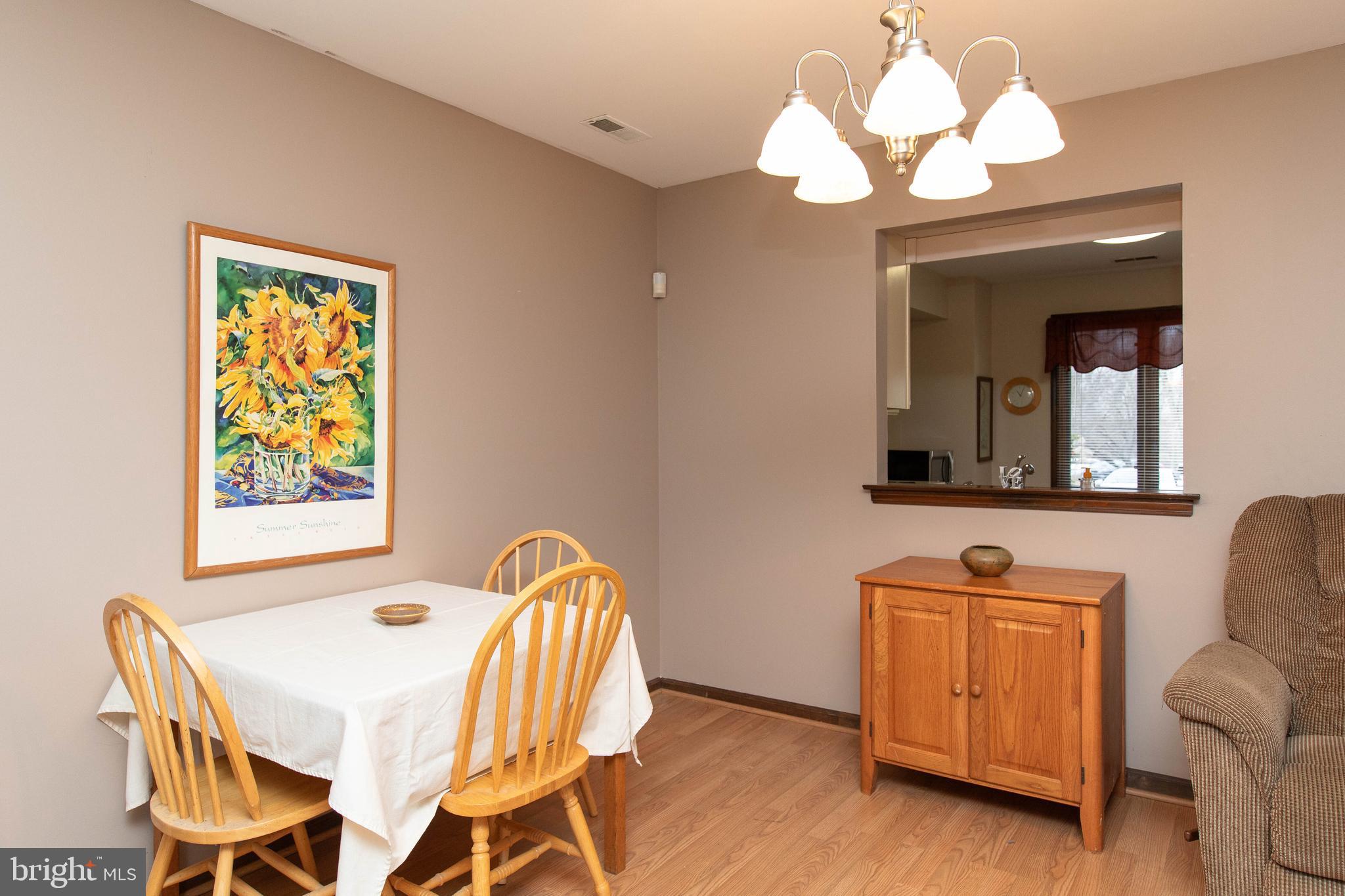 9019 Ayrdale Cres #48b