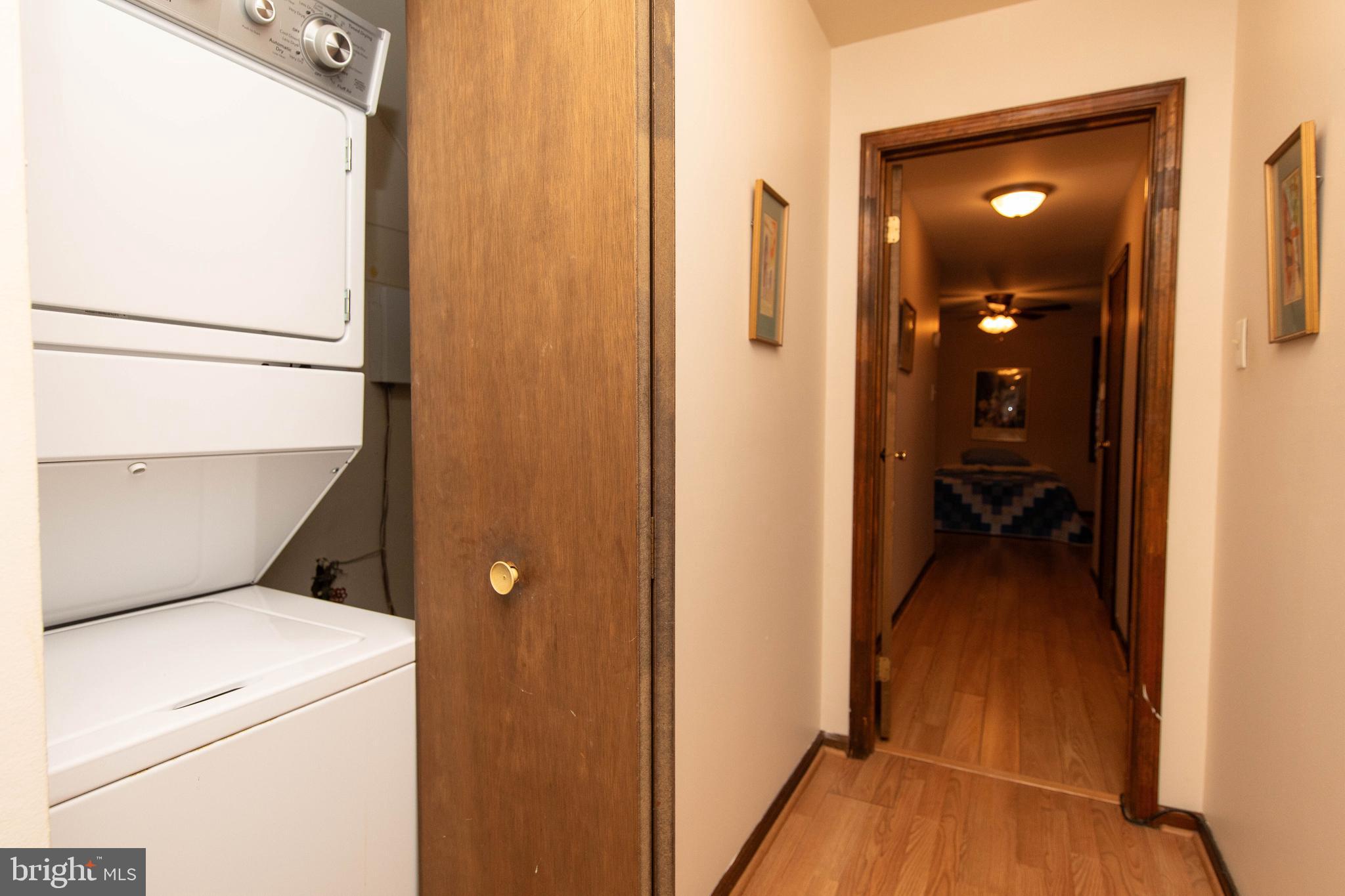 9019 Ayrdale Cres #48b