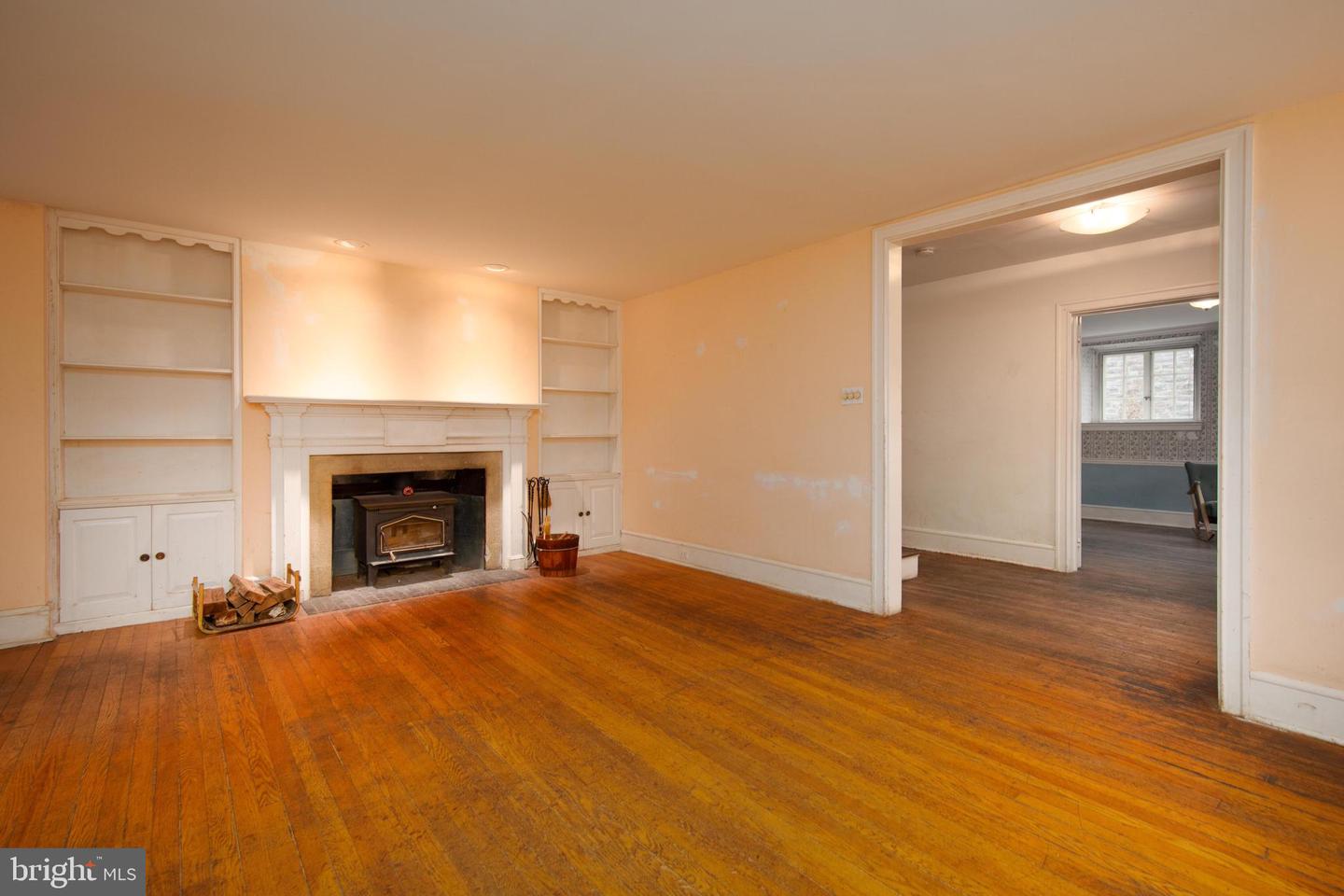 221 Pelham Rd
