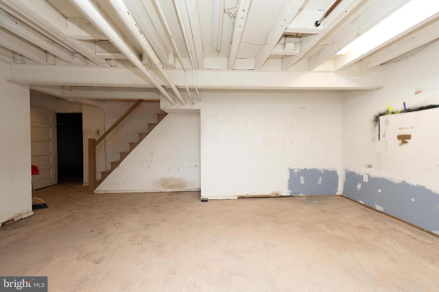 221 Pelham Rd