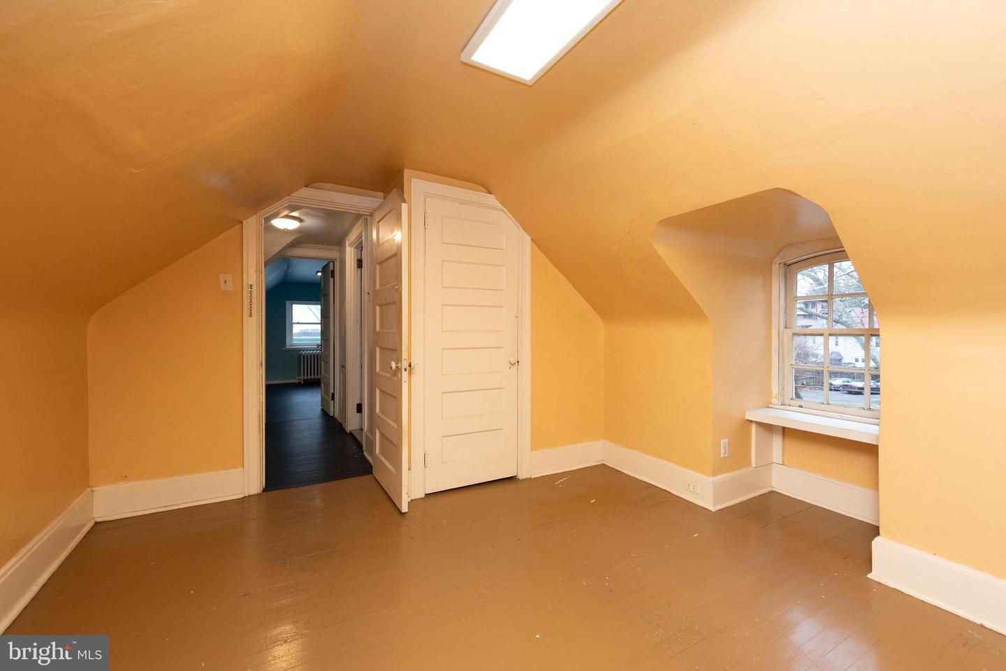 221 Pelham Rd
