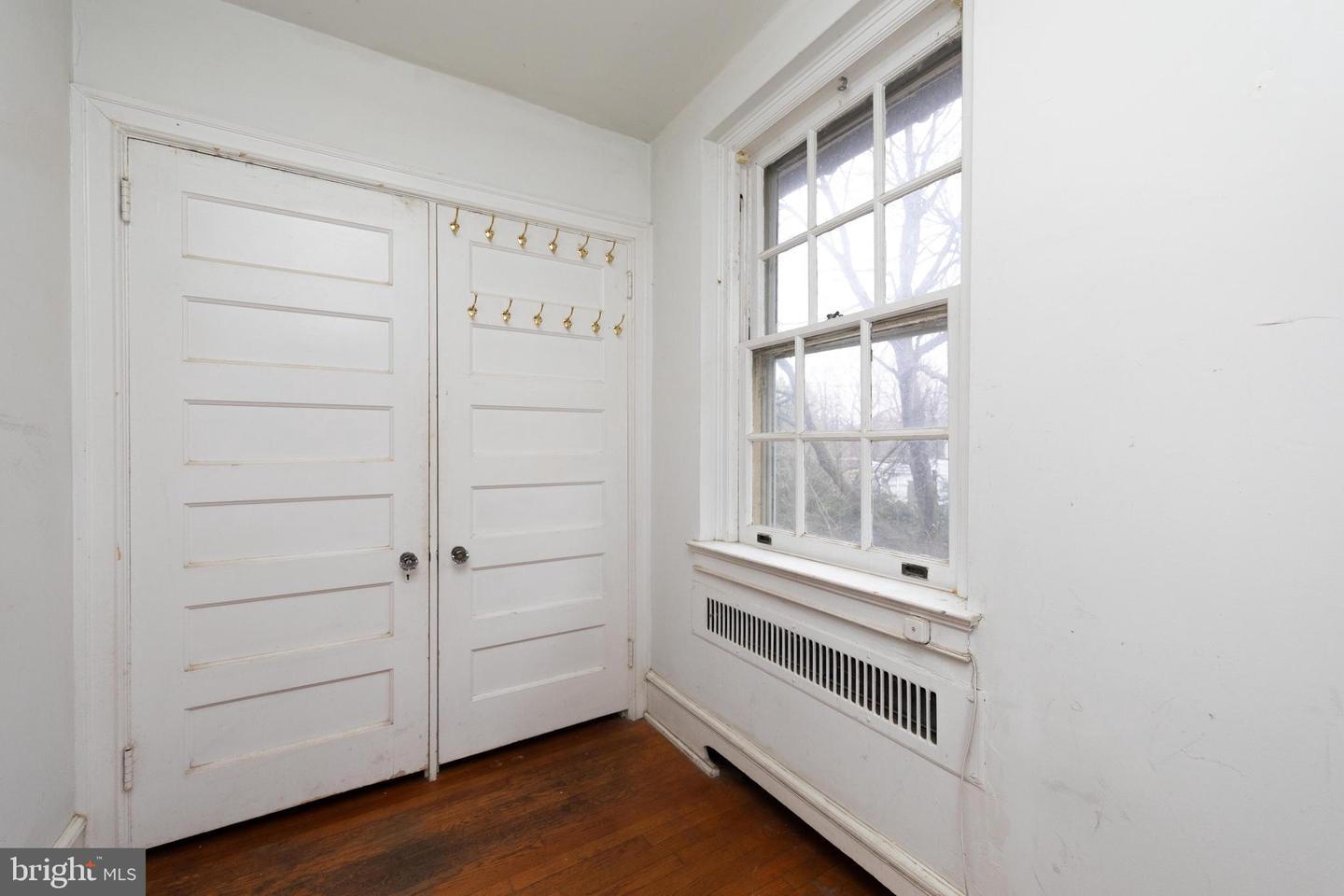 221 Pelham Rd