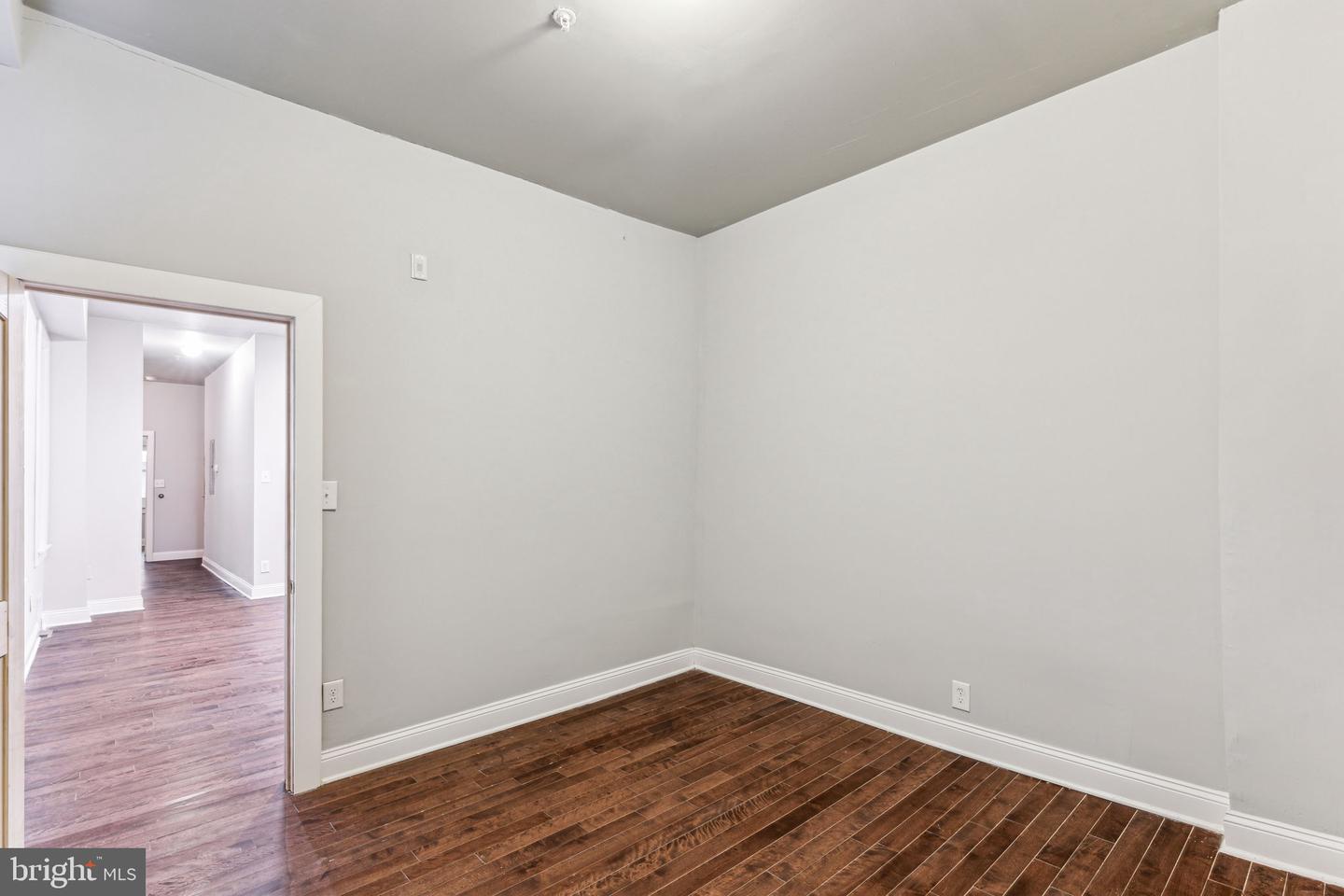 2928 W Oxford St #1