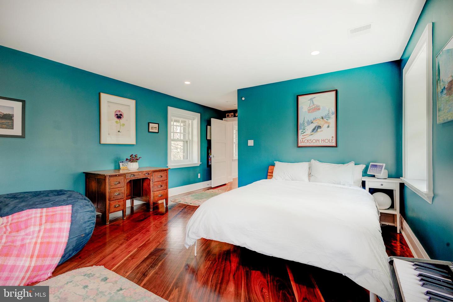 7716 Navajo St