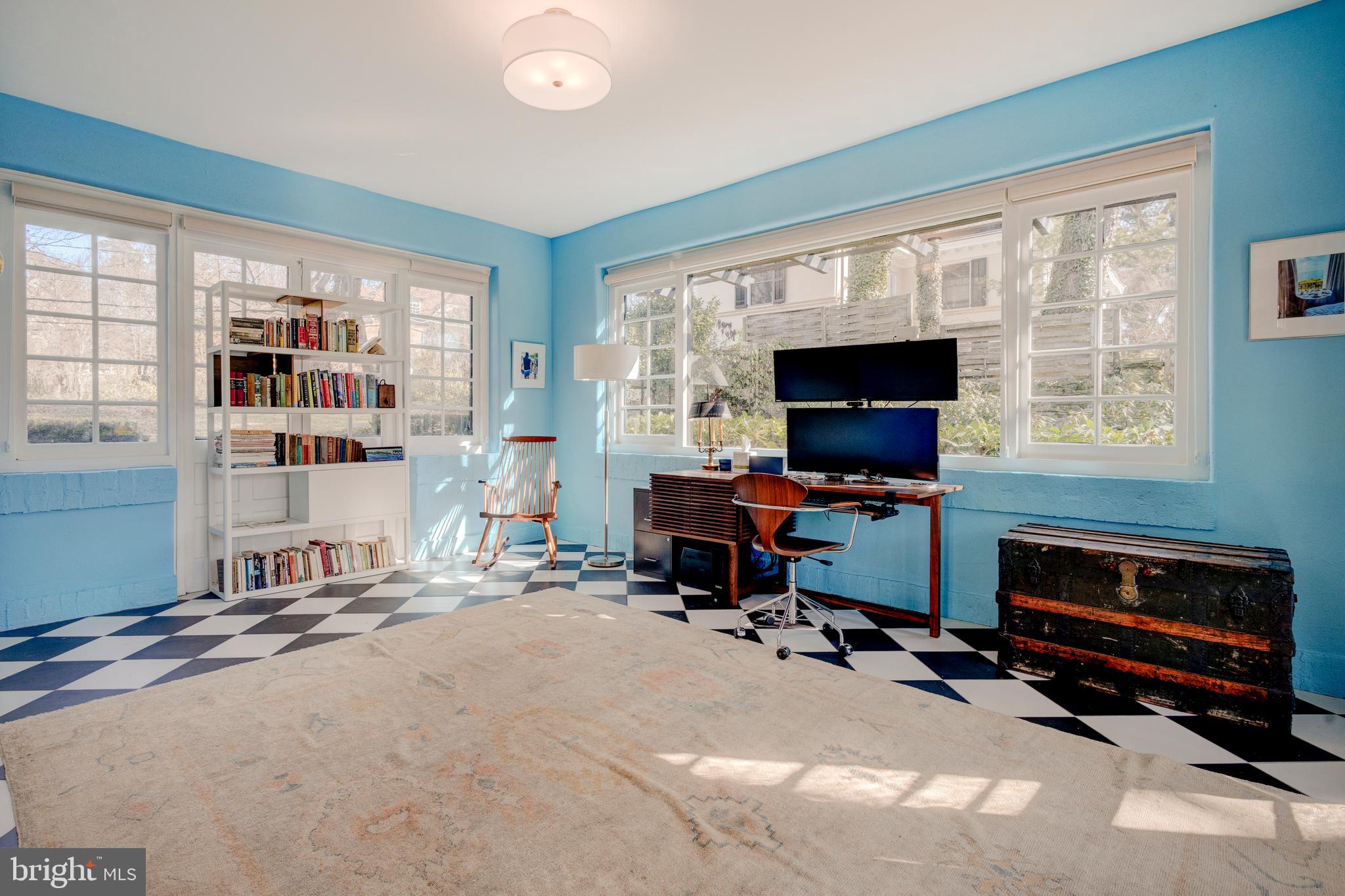 7716 Navajo St