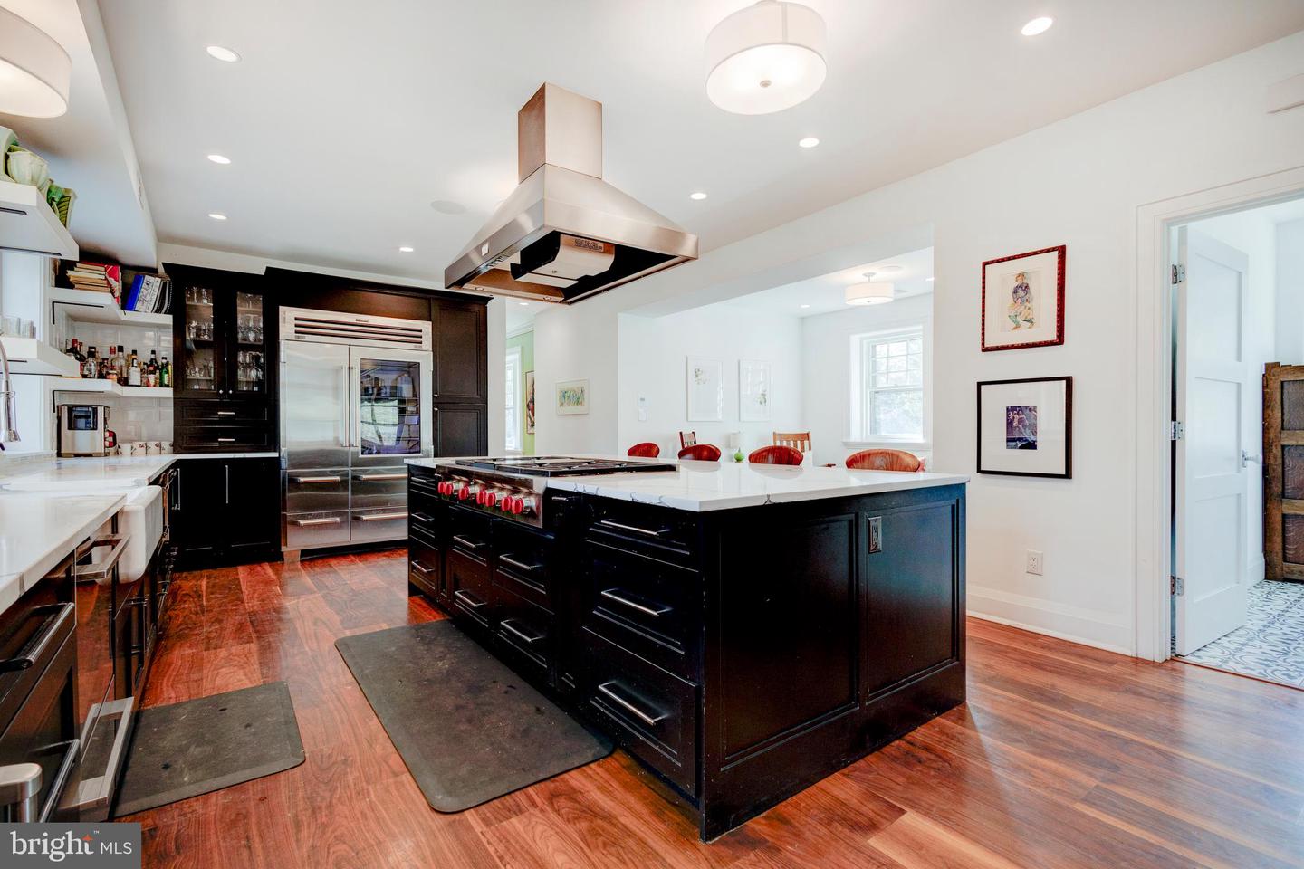 7716 Navajo St