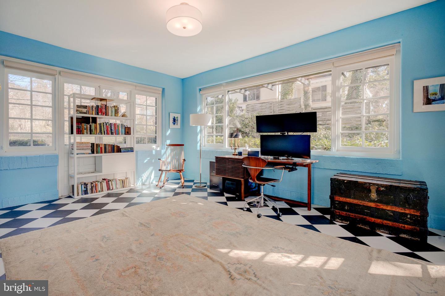 7716 Navajo St