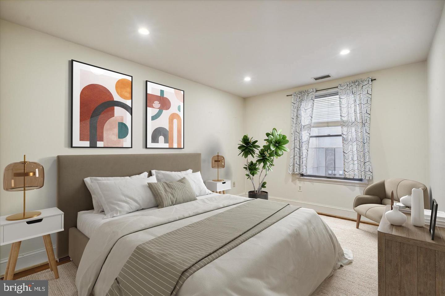 1914 Fairmount Ave #5