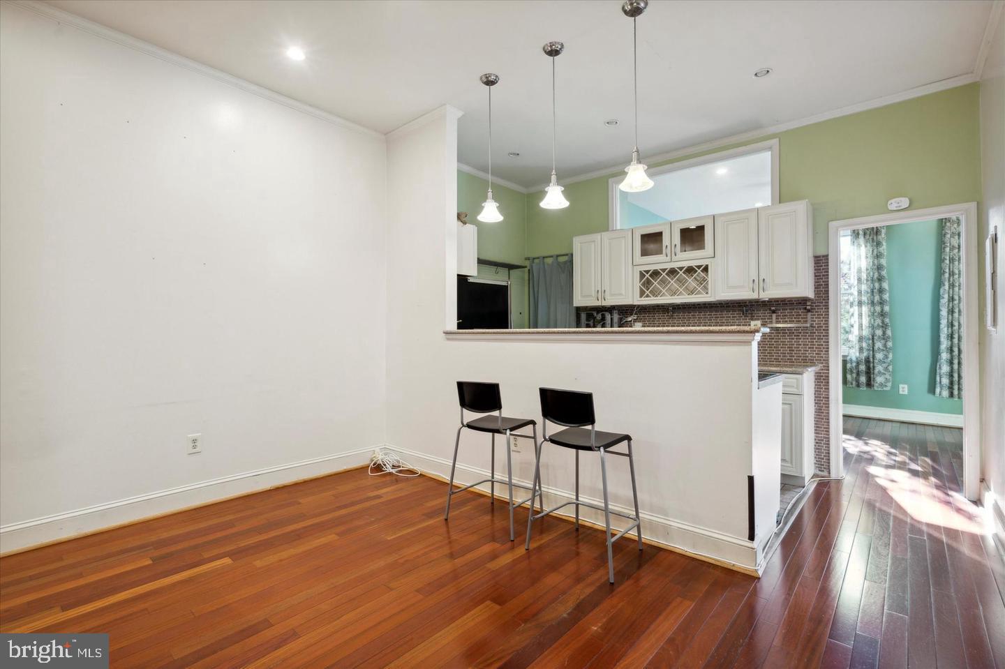 1914 Fairmount Ave #5