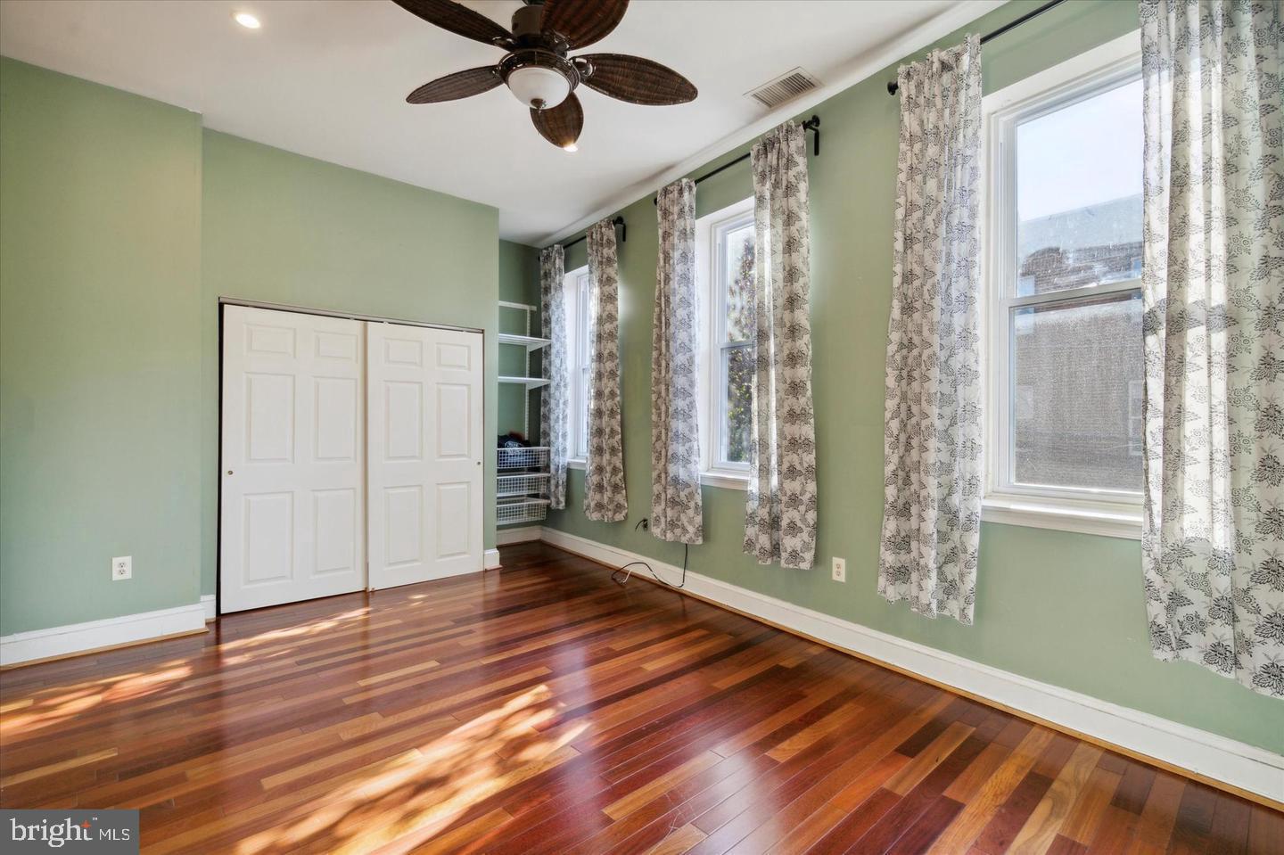 1914 Fairmount Ave #5