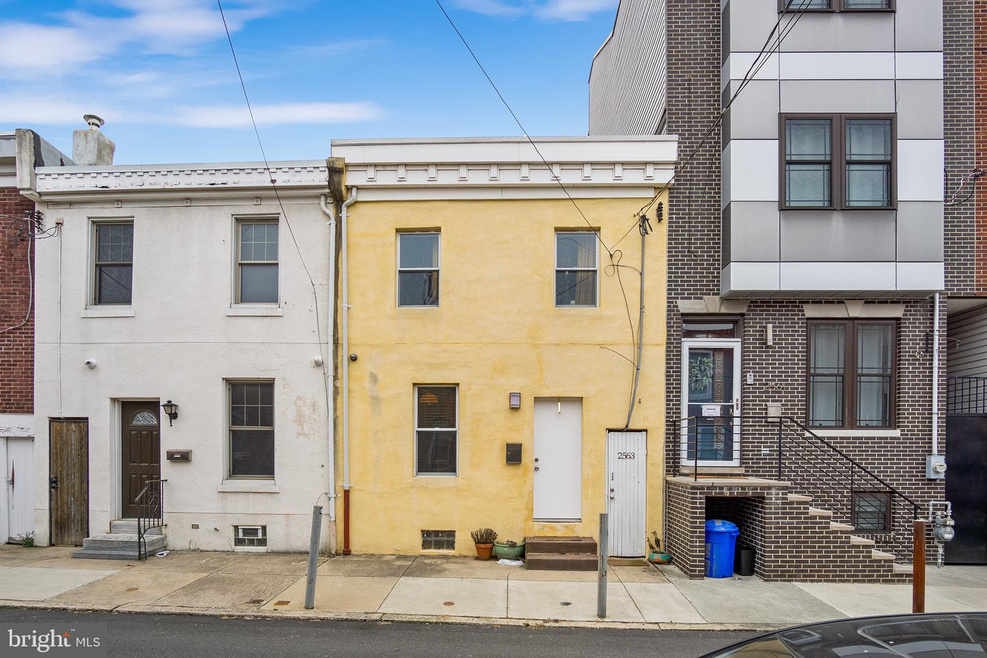 2563 Kern St