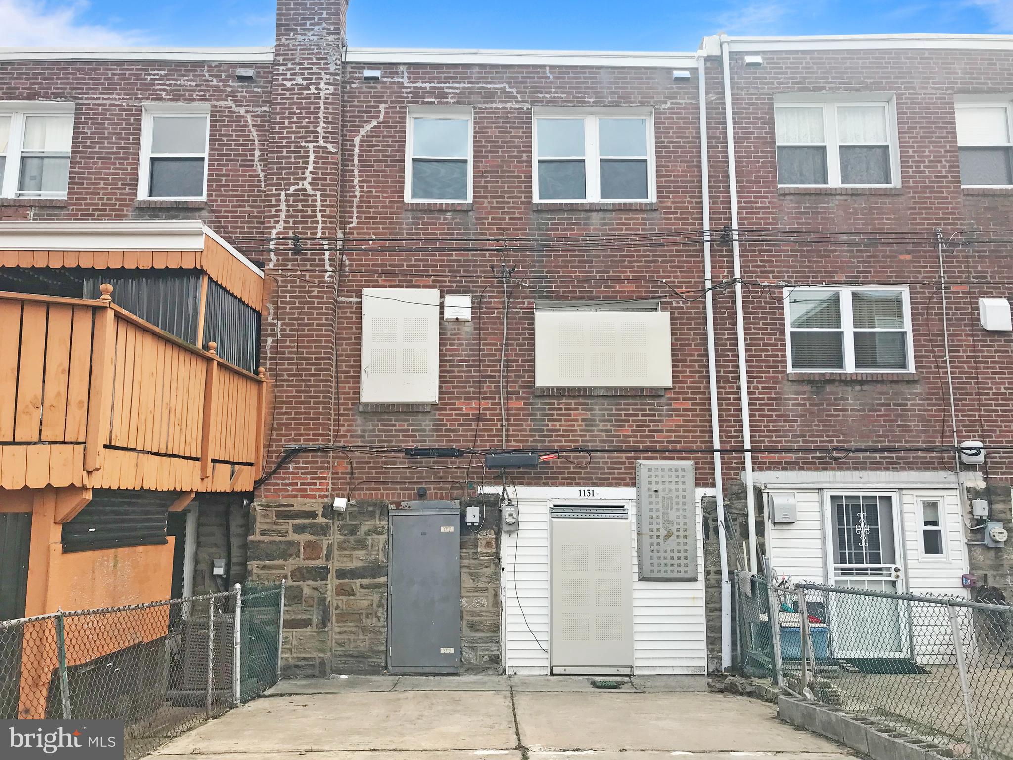 1131 Hellerman St