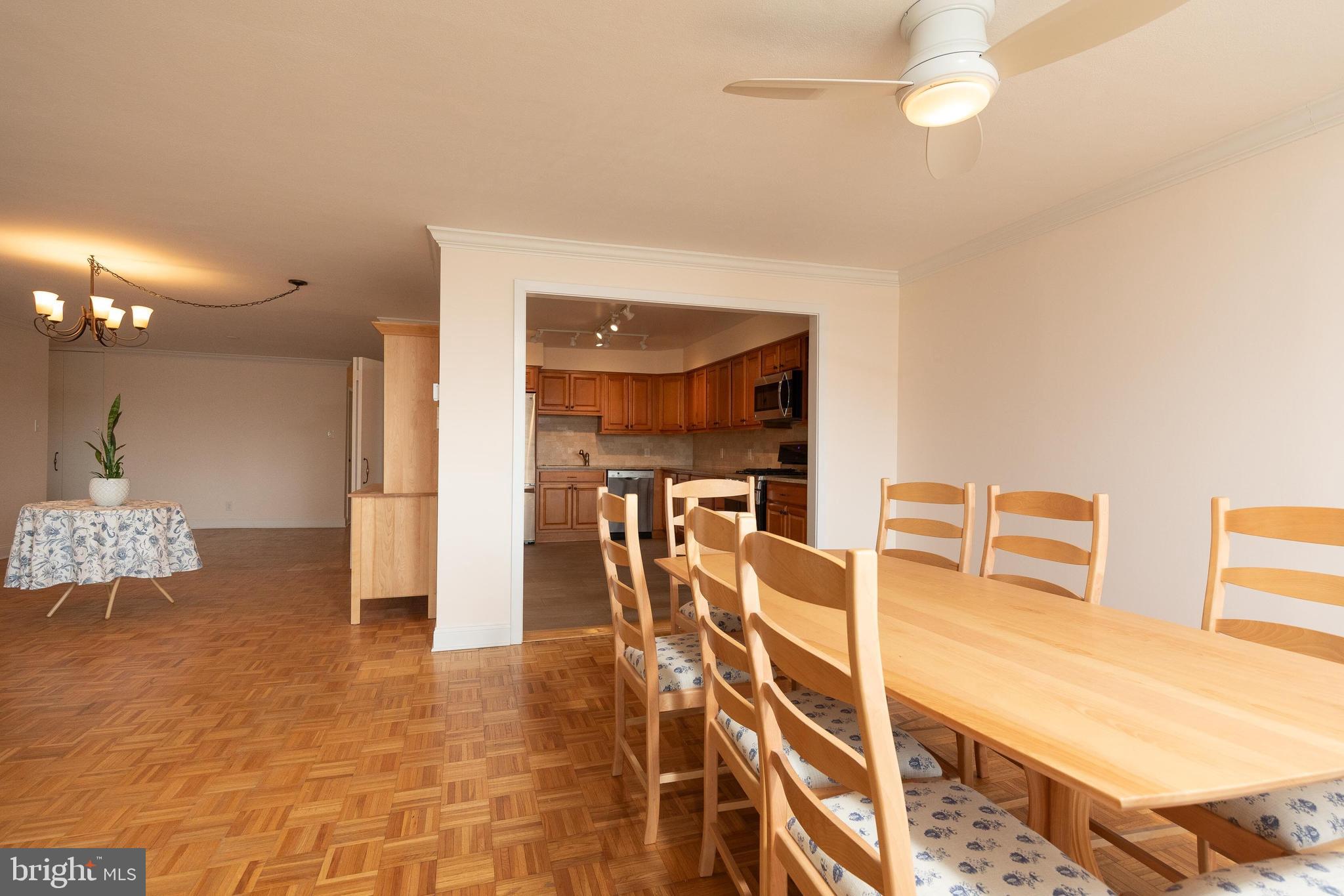 2401 Pennsylvania Ave #7b32