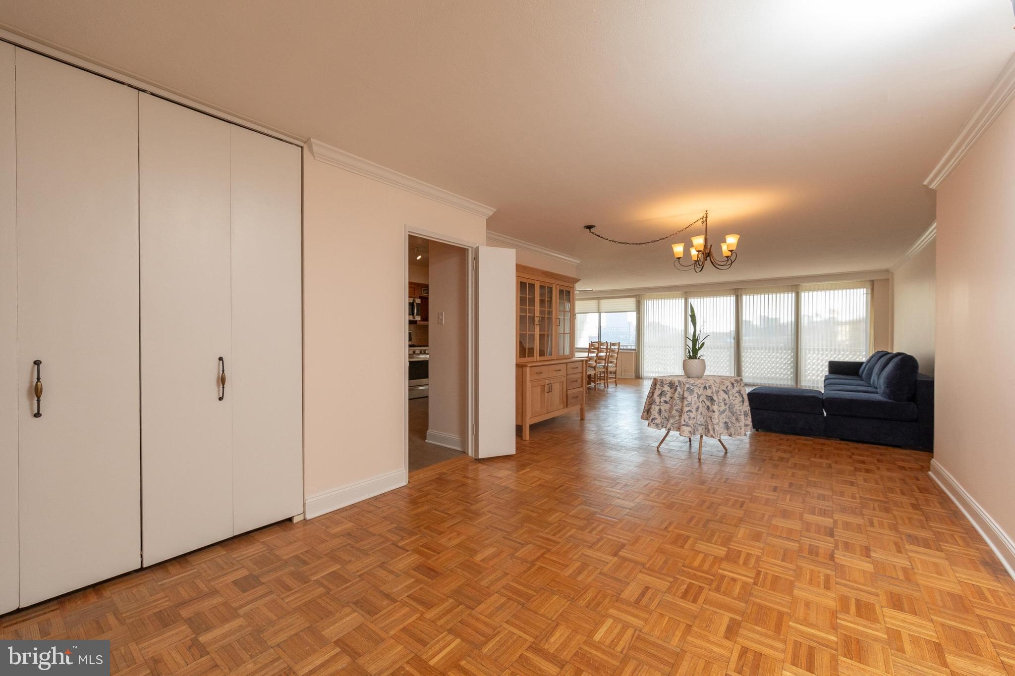 2401 Pennsylvania Ave #7b32