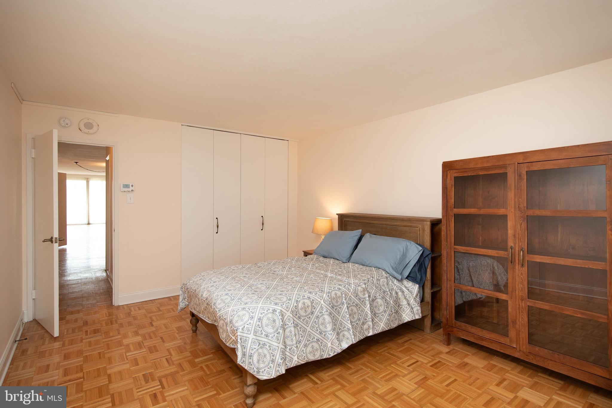 2401 Pennsylvania Ave #7b32