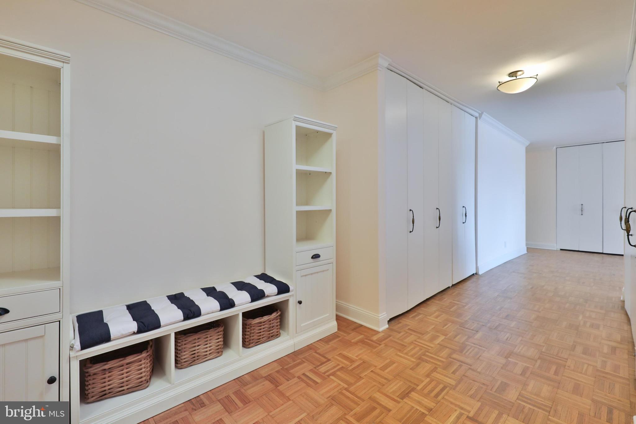 2401 Pennsylvania Ave #7b32