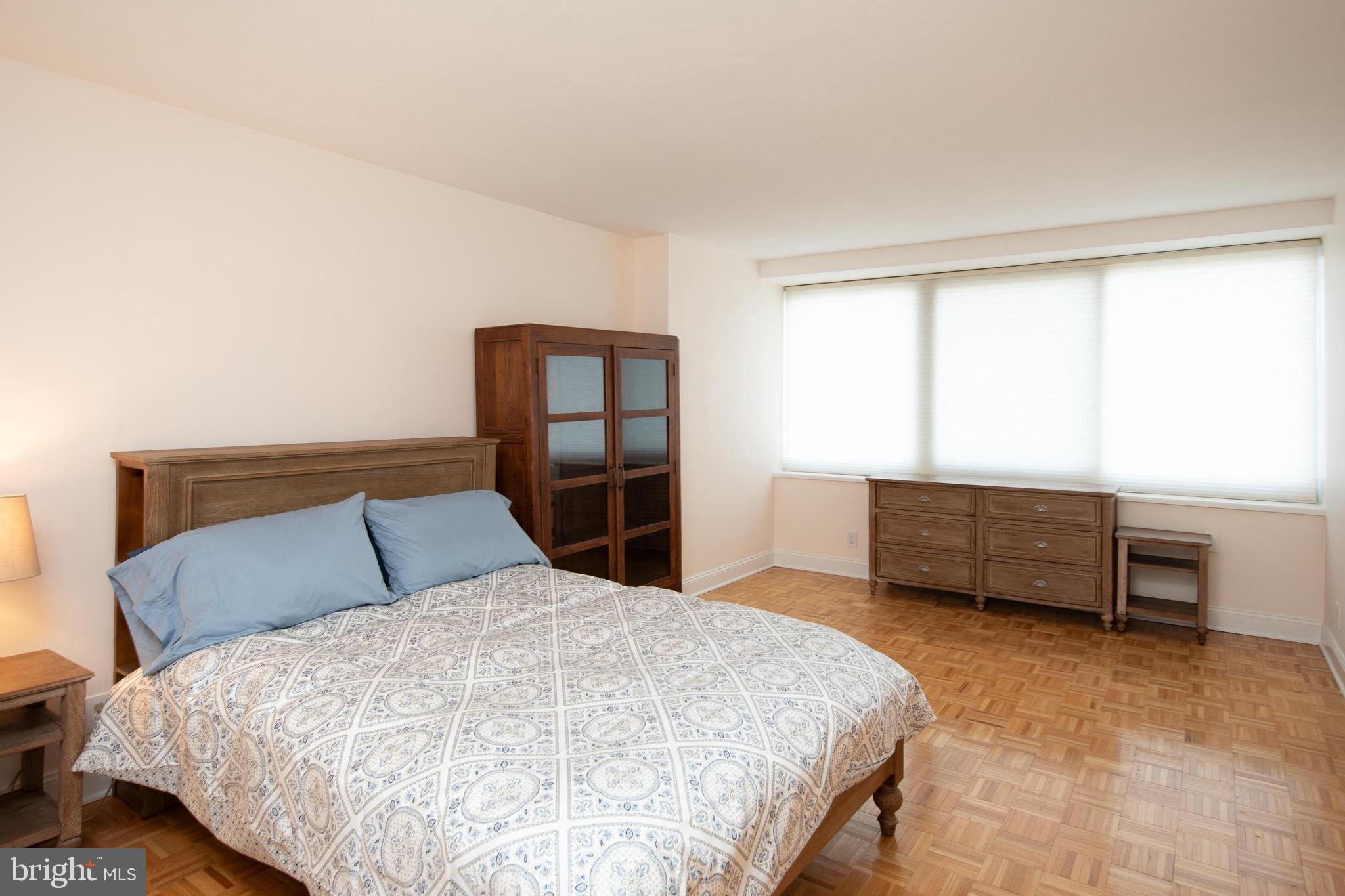 2401 Pennsylvania Ave #7b32