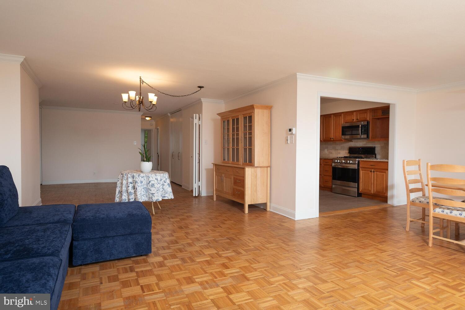 2401 Pennsylvania Ave #7b32