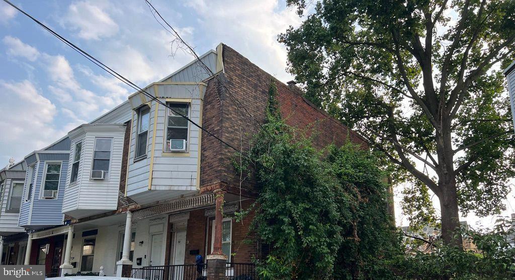 252 N Peach St