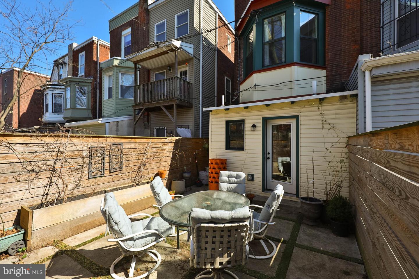 258 S 45th St